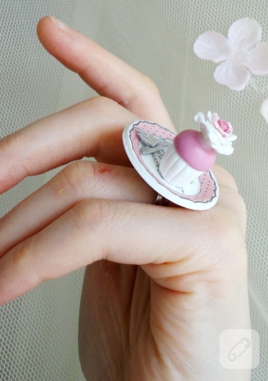 Minyatür cupcake yüzük