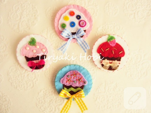 cupcake magnet