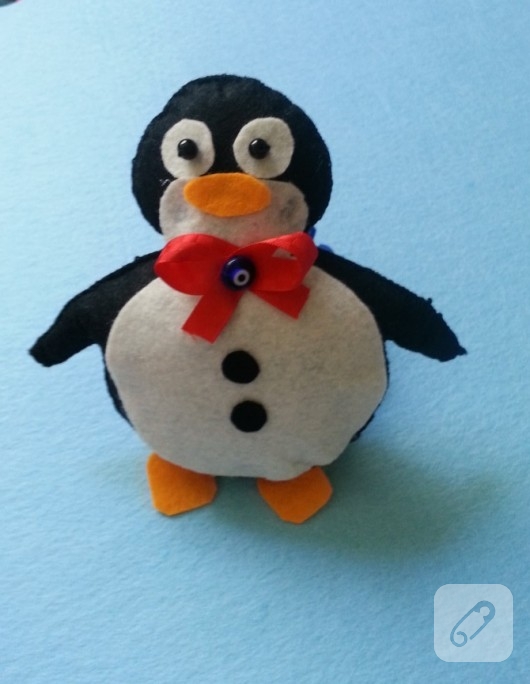 Keçe oyuncak penguen