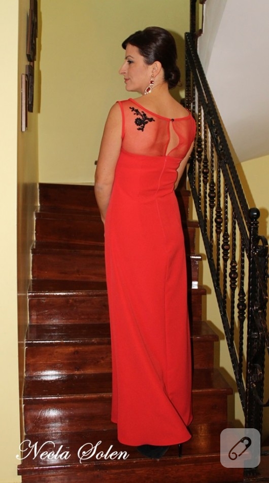 Kırmızı abiye elbise modeli 