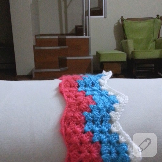 renkli zigzag örgü battaniye yapımı
