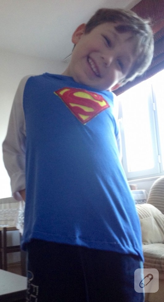 Superman aplikeli çocuk sweatshirt'ü