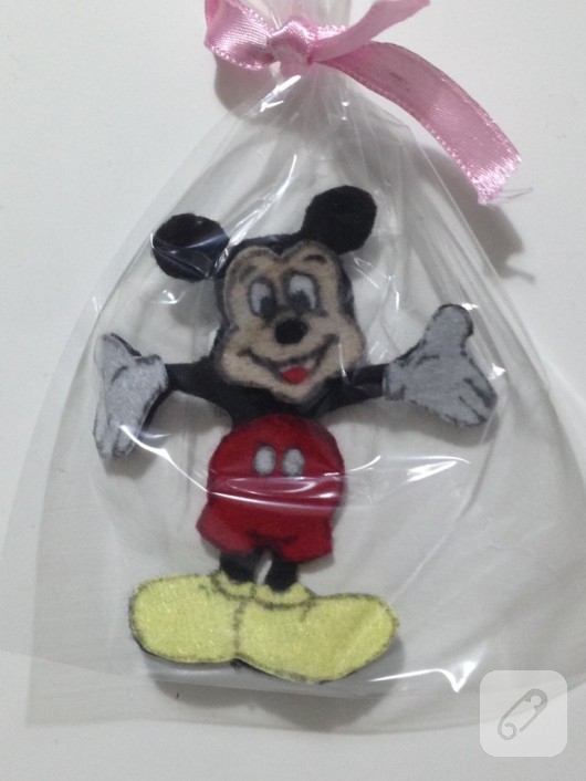 kece-mickey-mouse-magnet