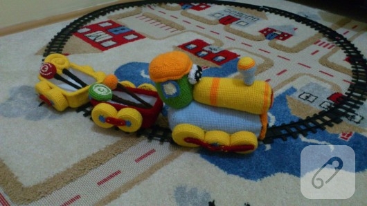 amigurumi-oyuncak-tren