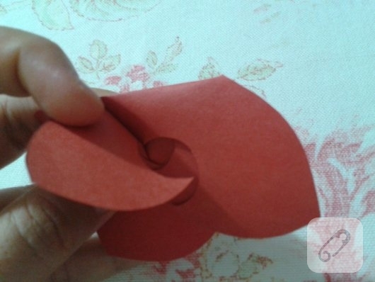 kartondan-origami-gul-yapimi-10