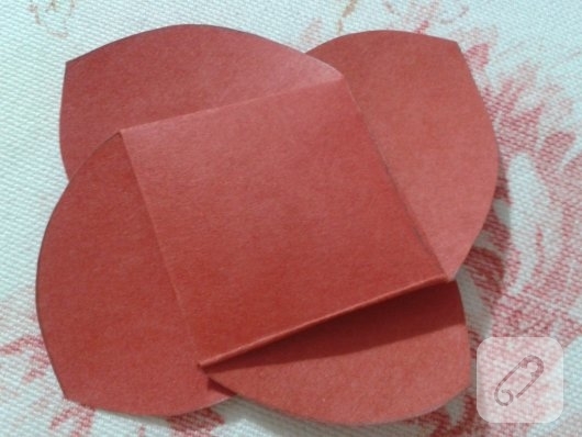 kartondan-origami-gul-yapimi-12
