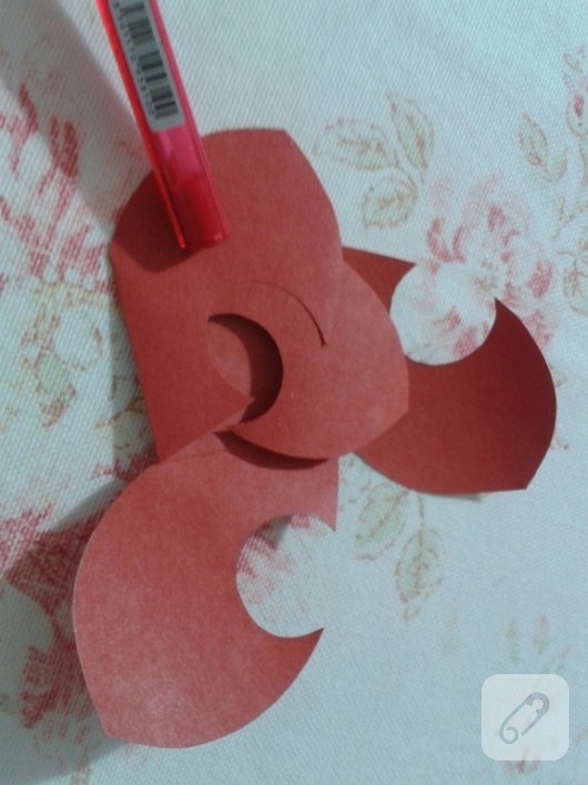 kartondan-origami-gul-yapimi-8