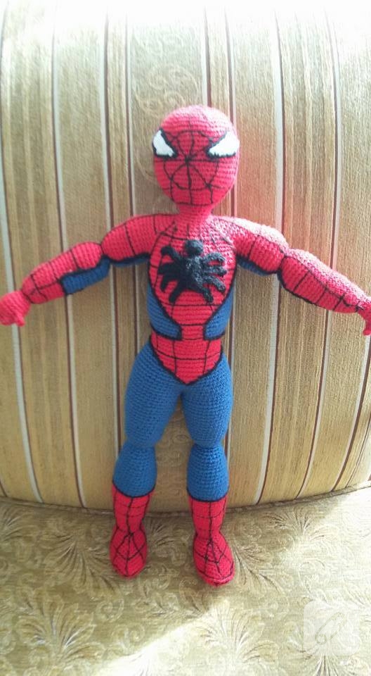 orgu-oyuncak-spiderman