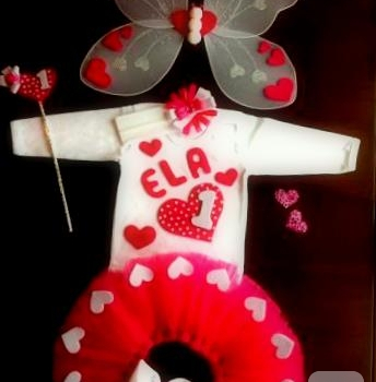 Ela'nın 1. yaş günü için hazırlanmış kalp tütü : )