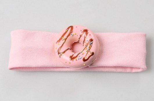 donut-suslemeli-pembe-bebek-sac-bandi